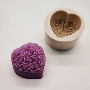 Ronde 4 Modèles Coeur Contour Tournesol Marguerite Rose AMOUR Ruban Arc Surface Forme Silicone DIY À La Main Pain Savon Bougie Moule - Product Image 3