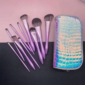 Ensemble de pinceaux de maquillage personnalisés YRX, 10 pièces, pinceau pour fond de teint, pinceau pour anticernes, logo personnalisé, pinceaux de maquillage personnalisés de couleur violette - Product Image 6