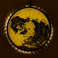 Nouveauté Horloge Ronde Rétro avec Socle 14cm (6 Pouces) pour Bureau, Table, Globe Terrestre Magnétique Flottant à Lévitation Magnétique avec Carte du Monde Anglaise Dorée Rotative