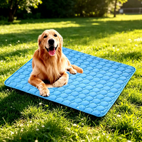 Tapis rafraîchissant pour chien de taille jumbo, extra large pour les grands chiens, coussin rafraîchissant pour animaux de compagnie en soie glacée, lavable, durable, couverture rafraîchissante d'été