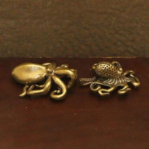 Figurine de pieuvre en métal coulé exquise, ornement artistique pour la maison et cadeau pour les occasions spéciales - Product Image 3