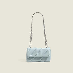 Women's 2025 Spring New Casual Geometric Pattern Handbag <b>Sweet</b> and Cute Chain <b>Small</b> Square <b>Bag</b> Shoulder/Crossbody <b>Bag</b> - Product Image 3