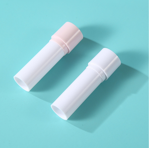 Tubos de brillo de labios cosméticos vacíos baratos de MOQ bajo para niñas lápiz labial de etiqueta privada 4G 5g 4,8G tubo de bálsamo labial blanco rosa - Product Image 6