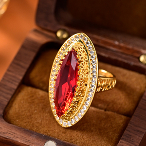 Bague de fiançailles rétro de luxe en laiton plaqué or 18 carats avec zircon, style ethnique vintage, pour femme - Product Image 4