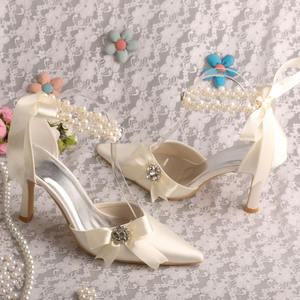 Chaussures de <span class=keywords><strong>mariage</strong></span> en satin <span class=keywords><strong>ivoire</strong></span> à bout pointu - Product Image 3