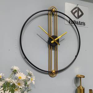 Horloge murale 3D en métal de luxe, 60 cm, personnalisée, style minimaliste contemporain, pour hôtel et décoration intérieure, silencieuse, vente directe usine - Product Image 2