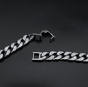 <span class=keywords><strong>Bracciale</strong></span> Cubano in <span class=keywords><strong>Argento</strong></span> Sterling <span class=keywords><strong>925</strong></span>, Gioiello da <span class=keywords><strong>Uomo</strong></span> di Alta Qualità, Regalo Trendy, Semplice e Versatile, 8mm, Stile Hip-Hop, Moda per Feste - Product Image 4