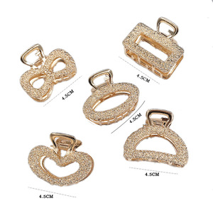 <span class=keywords><strong>Pince</strong></span> à <span class=keywords><strong>cheveux</strong></span> à griffes élégantes dorées de <span class=keywords><strong>petite</strong></span> taille pour filles et femmes en métal durable - Product Image 3