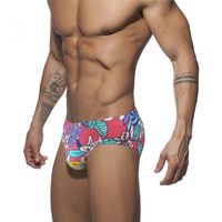 Slip de bain pour homme OEM Honara en tissu recyclé, taille basse, séchage rapide, extensible dans quatre directions, imprimé, avec rembourrage protecteur