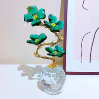 Ornamen Bunga Kristal dengan Batang Emas Berlapis Emas Polihedral yang Dipasang dengan Tangan, Karya Seni Floral
