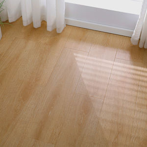 Plancher en bois d'ingénierie en hickory personnalisable, salon moderne, cuisine, antidérapant, imperméable, laqué UV, haute stabilité, faible - Product Image 1