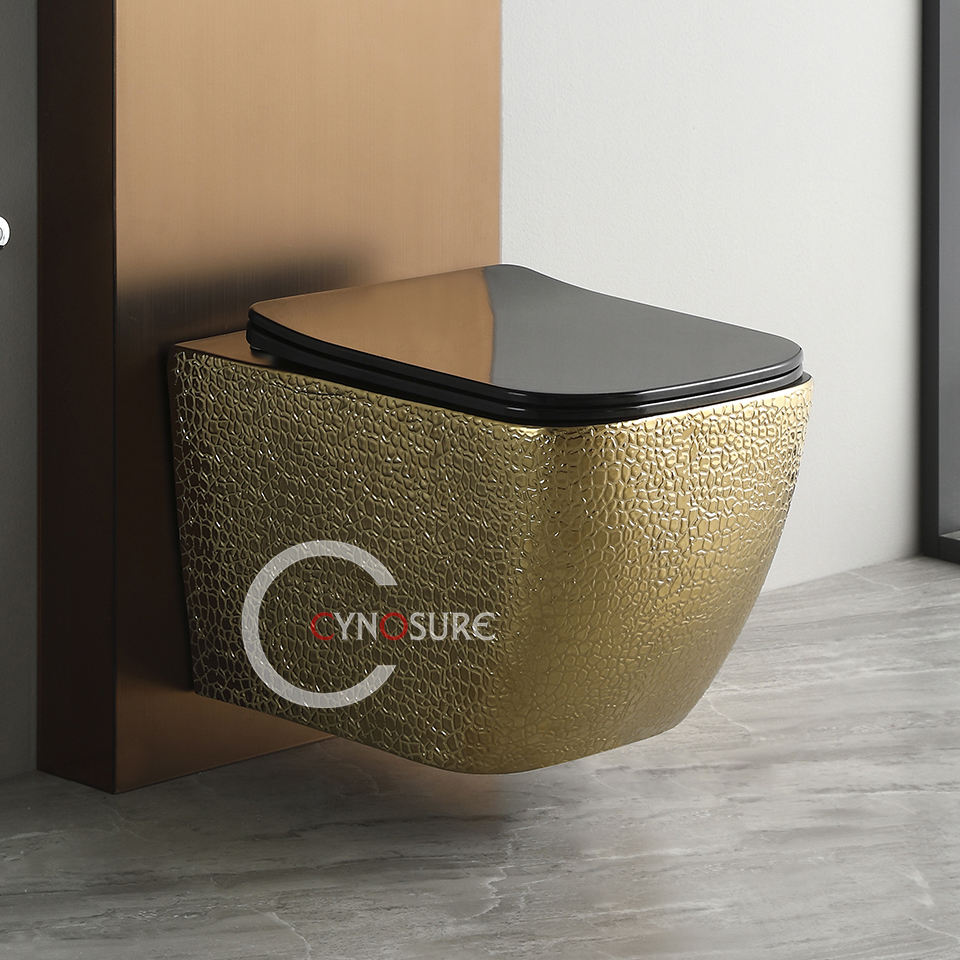 จระเข้สีทองสีดำ