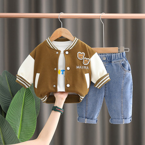 Completo Casual da Baseball a Tre Pezzi con Stampa per Bambini Maschi da 1 a 5 Anni - Product Image 3