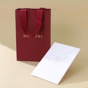 Bolsa <span class=keywords><strong>de</strong></span> <span class=keywords><strong>Papel</strong></span> Roja Resistente y <span class=keywords><strong>de</strong></span> Alta Velocidad, Lista para Enviar, Contenedor Orientado a la Utilidad para un Embalaje Optimizado <span class=keywords><strong>de</strong></span> Joyería al por Mayor - Product Image 6