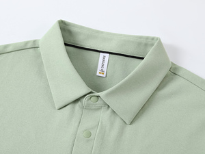 เสื้อโปโลผู้ชายแบบกำหนดเอง 100% โพลีเอสเตอร์ สำหรับกิจกรรมกลางแจ้ง แห้งเร็ว ระบายอากาศดี เสื้อยืดเรียบง่าย แขนสั้น สะท้อนแสง - Product Image 3