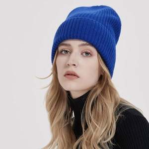 Bonnet en tricot vierge de qualité supérieure pour la vente en gros, avec logo personnalisé, 100 % laine, pour femmes, hommes et unisexe, bonnets d'hiver en tricot - Product Image 1
