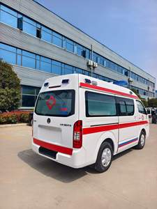 FOTON View G7 Furgone <span class=keywords><strong>Ambulanza</strong></span> High Top |   <span class=keywords><strong>Ambulanza</strong></span> per il trasporto pazienti con barella, bombola di ossigeno e armadietti medici - Product Image 2