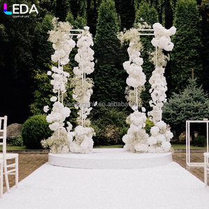 Fábrica de Decoración para Bodas LEDA, Nuevo Diseño, Set de Metal Plateado Cuadrado, Fondo Colgante con Flores - Product Image 1