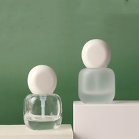 Haute qualité Mini 30ml décanter bouteille de parfum parfum Lotion bouteilles en verre plat givré clair vis cou vaporisateur bouteille