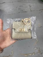 Mini porte-clés en cuir PU, petit sac à main fantaisie avec sangle en soie colorée, breloque pour sac, décoration de clé de voiture, mode