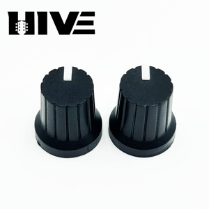 ปุ่มปรับระดับเสียงกีตาร์ไฟฟ้า HIVE Plum Blossom ลายเส้นขาวดำ แกนดอกไม้ DAxis พลาสติก ปุ่มปรับระดับเสียงกีตาร์ ปุ่มโพเทนชิโอมิเตอร์ - Product Image 5