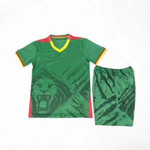 Conjunto de Uniforme de Fútbol Personalizado 100% Poliéster, Transpirable, Cuello en V, Manga Corta, Uniforme de Entrenamiento para Equipo - Product Image 1