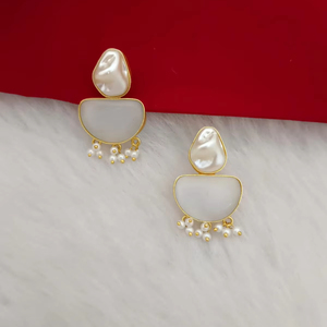 Stylish <b>Handmade</b> <b>Earrings</b> For Women & GirlsUnique design Wear In Party Wedding Anniversary Engagement - Product Image 1