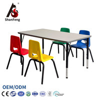 Tables et chaises d'école maternelle réglables en hauteur, prix abordable, mobilier pour enfants pour une utilisation en classe