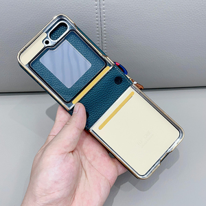 <span class=keywords><strong>Funda</strong></span> de cuero Z Flip 4 pantalla plegable espejo maquillaje teléfono estuche de transporte galvanoplastia terciopelo fundas de teléfono móvil - Product Image 3