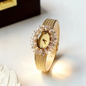 Elegante Reloj de Mujer Retro Glamuroso con Cristales y Zafiro, Correa Tejida a Mano, SEIKO, Analógico, de Latón, Estilo Lujoso - Product Image 1
