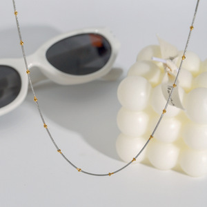 Elegante Collar de Cadena de Hueso de Serpiente Redonda con Bloques de Color Oro y Plata, Estilo Europeo Americano, de Acero Inoxidable con Oro de 18K - Product Image 3