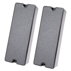 Jingying 2025 vente en gros couvercle de micro de <span class=keywords><strong>guitare</strong></span> basse électrique de type fermé 5 cordes 2 trous coque de micro de <span class=keywords><strong>guitare</strong></span> basse pièces et accessoires - Product Image 1