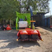 Moissonneuse-broyeuse agricole automotrice sur chenilles à disques pour ensilage, maïs, tiges et fourrage vert