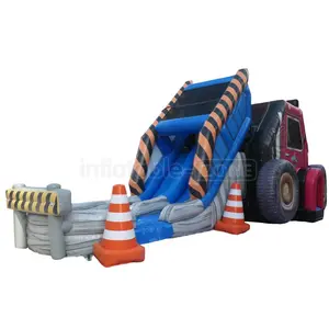 2024 truk tiup Bouncer dengan Slide Bouncy Castle mobil traktor bouncing rumah Luncur tiup luar ruangan