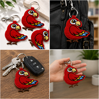 Porte-clés brodé en tissu chenille 3D avec logo personnalisé, motif animal de dessin animé perroquet, patch brodé pour sac et accessoires de voiture