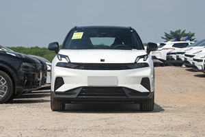 2025 Buen precio <span class=keywords><strong>Lynk</strong></span> & <span class=keywords><strong>Co</strong></span> 06 Em-p Vehículo eléctrico híbrido Coche automático Nuevo Vehículo de energía 5 puertas Suv de 5 plazas - Product Image 3