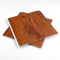 Panneaux de plafond en PVC de qualité supérieure, vente en gros d'usine, design en grille, insonorisés, imperméables, ignifuges, chambre à coucher, salle de sport, hôtel