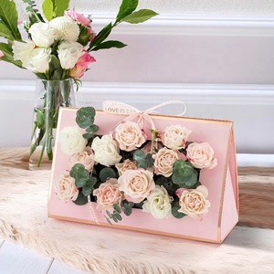 Scatola di Fiori Pieghevole per Finestra, Rosa Bianca a Stelo Singolo, Regalo Floreale Portatile - Product Image 3