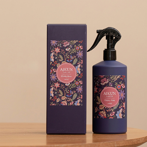 Aikun - Set de Fragancias en Spray con Logotipo Personalizado por Transferencia de Agua, Aroma Floral, Envase Redondo de PET Morado Mate de 500 ml, Bajo MOQ, para E-commerce - Product Image 1