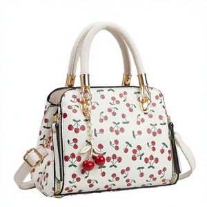 2026 Trendy Waterproof Ladies Crossbody Bag Fresh Floral Small <b>Square</b> Handbag with Polyester Lining for Women for Foreign Trade - Product Image 3