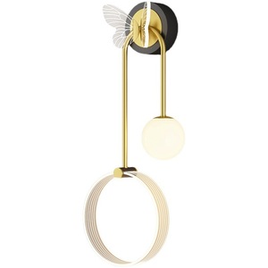 Lámpara de pared LED moderna nórdica de lujo Diseño de mariposa Ins para dormitorio y sala de estar Instalación empotrada fácil con base E26 - Product Image 1