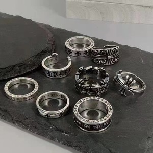 Kluo Xin Bague Unisexe en Cuivre Blanc, Design Croix Punk, Bijou de <span class=keywords><strong>Couple</strong></span> Audacieux et Intemporel, Esthétique Tendance Instagram - Product Image 2
