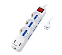 Enchufe Múltiple Italiano 6 Tomas 2P + T 10/16A Bipasso + 3 Tomas 10/16A Bipasso/Schuko con 2 USB (1A + 1C) Máx: 3500W
