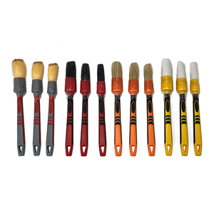 Brosse de détaillage automobile en poils naturels bruns de haute qualité pour le <span class=keywords><strong>nettoyage</strong></span> <span class=keywords><strong>intérieur</strong></span> <span class=keywords><strong>et</strong></span> <span class=keywords><strong>extérieur</strong></span> des voitures avec manche plat en caoutchouc - Product Image 2