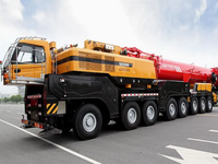 Grue tout-terrain ISO-Approuvée SAC3000 300T 81m pour l'érection de structures en acier et le levage de matériaux de construction en immeubles de grande hauteur