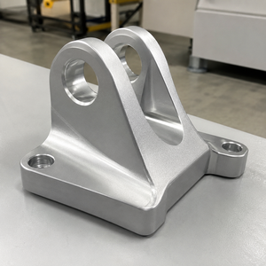 Fabricant de blocs en aluminium forgé usinés CNC 7075 sur mesure selon dessin OEM pour composants de machines de précision - Product Image 4