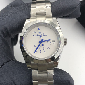 Reloj de Pulsera para Hombre de Acero Inoxidable con Esfera Blanca y Negra, Bisel Estriado y Fecha, Estilo Diseñador NH35, Colección Who Cares I'm Already Late - Product Image 5
