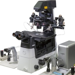 Bras robotique électrique Narishige Mm-94B 70x100x120mm, système de micro-injection pour usage en laboratoire - Product Image 2