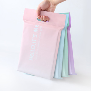 Sac de coursier auto-adhésif imperméable Qianfeng épaissi pour l'emballage de vêtements, rose clair, violet, bleu, vert - Product Image 1