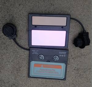 <span class=keywords><strong>Casque</strong></span> <span class=keywords><strong>de</strong></span> soudage automatique à énergie solaire PP, vente chaude 2024, DIN9-13, teinte foncée, protection UV/IR pour <span class=keywords><strong>Iron</strong></span> <span class=keywords><strong>Man</strong></span> - Product Image 2